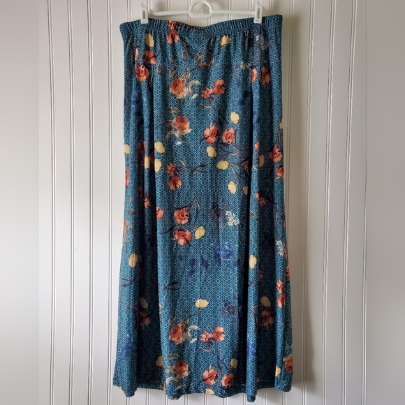 Metrowear Floral Skirt Women's Sz L - Picture 2 of 4